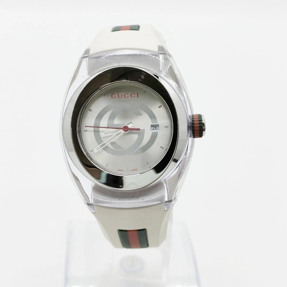 Gucci Watch 137.3 34mm Women's Whites 250-070825
